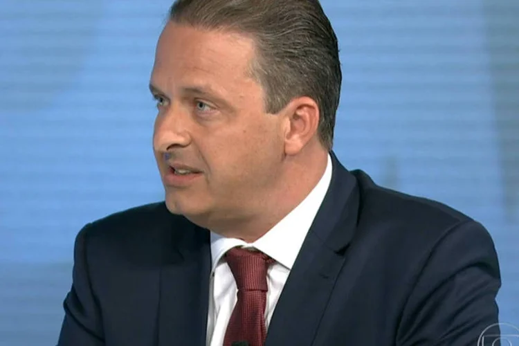 Candidato do PSB à Presidência, Eduardo Campos, durante entrevista no Jornal Nacional (Reprodução/TV Globo)