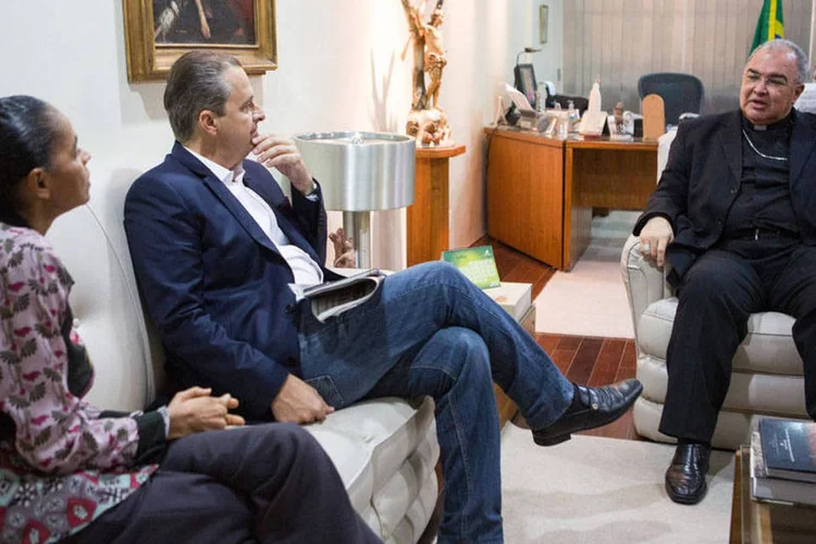 
	Dom Orani, Campos e Marina: arcebispo e o candidato encontraram-se ontem no Rio
 (PSB/Divulgação via Fotos Públicas)