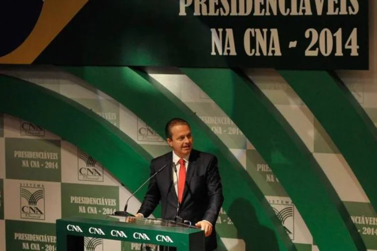 
	Campos em encontro da CNA: ele participou, no dia 6 de agosto, de encontro com agroneg&oacute;cio
 (Antônio Cruz/Agência Brasil)