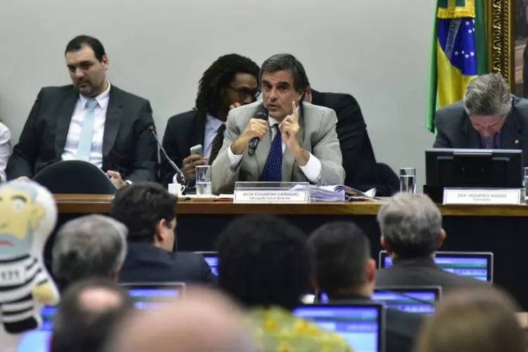 O advogado-geral da União, ministro José Eduardo Cardozo (Zeca Ribeiro / Câmara dos Deputados/Fotos Públicas)