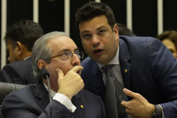 
	Eduardo Cunha: a deputada j&aacute; foi denunciada pelo MP de seu Estado por suposto favorecimento em um esquema de desvio de dinheiro
 (Antônio Cruz/ Agência Brasil)