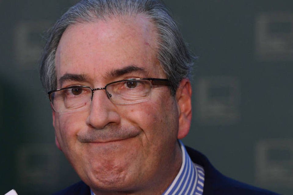 Cunha será julgado por denúncias de corrupção, diz relator