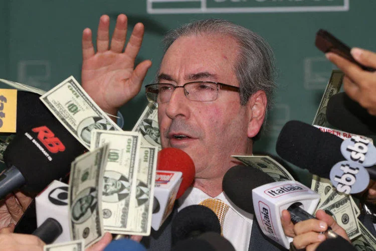 O presidente da Câmara, Eduardo Cunha, sob chuva de dólares falsos (Lula Marques/Agência PT/Fotos Públicas)