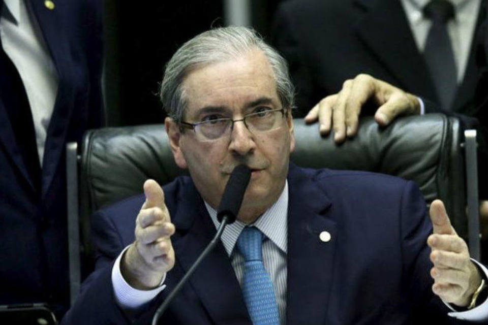 Cunha diz que agenda proposta por Renan é "jogo de espuma"