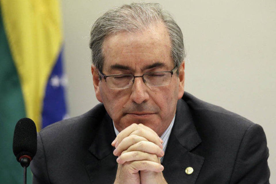 Eduardo Cunha é hostilizado em congresso do PT