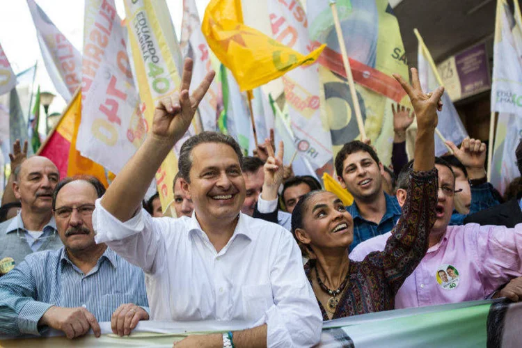
	Eduardo Campos: a investiga&ccedil;&atilde;o come&ccedil;ou pela an&aacute;lise de movimenta&ccedil;&otilde;es financeiras das contas de empresas envolvidas na aquisi&ccedil;&atilde;o da aeronave
 (PSB)