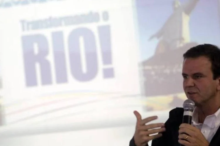 
	O prefeito Eduardo Paes: tamb&eacute;m na zona norte da capital fluminense, na Penha, o prefeito Eduardo Paes inaugurou hoje, a quarta Nave do Conhecimento
 (Ricardo Moraes/Reuters)