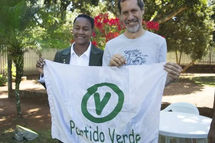 
	Eduardo Jorge: ele assinou hoje (31) um termo sobre direitos das crian&ccedil;as e adolescentes
 (Marcelo Camargo/Agência Brasil)
