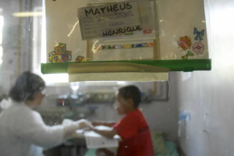 A Secretaria Estadual de Educação diz que 3.564 alunos com deficiência ou doenças crônicas foram inscritos na rede estadual de ensino no primeiro semestre de 2012 (Tânia Rêgo / ABr)