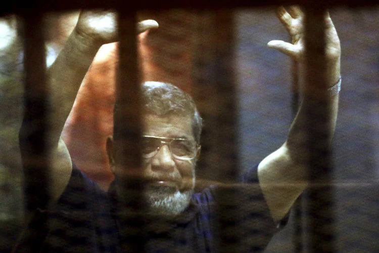 
	Presidente deposto do Egito, Mohamed Mursi: No dia 16 de maio, depois de eleito democraticamente, em 2012 o pol&iacute;tico foi condenado &agrave; pena capital
 (Mohamed Abd El Ghany/Reuters)