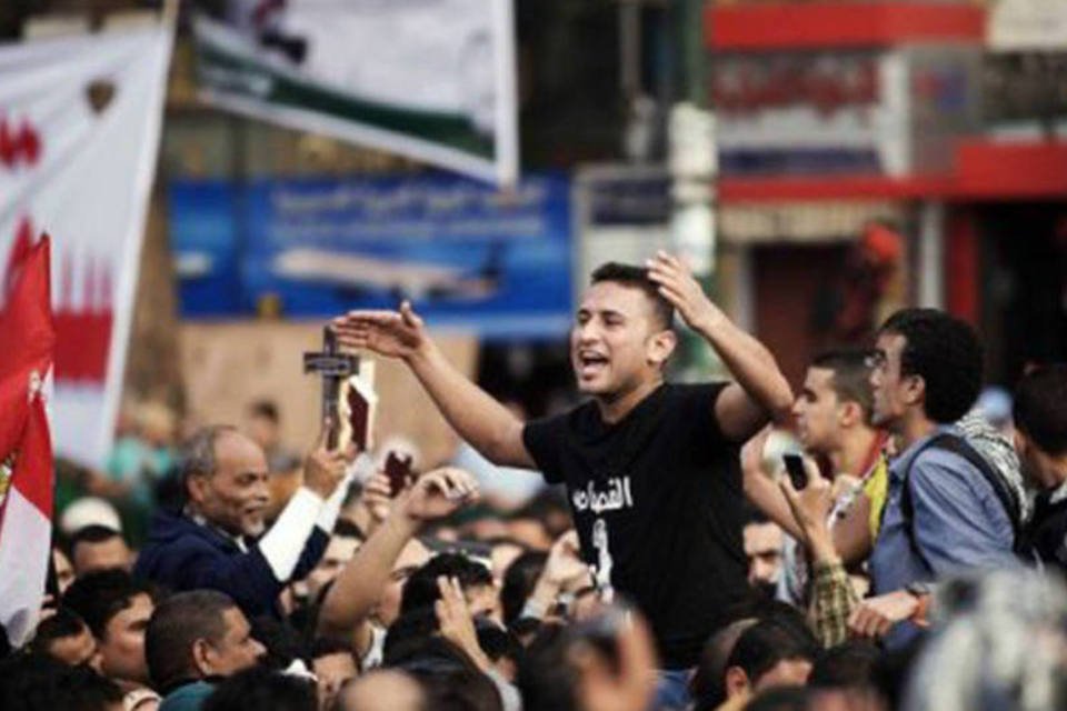 Presidente egípcio enfrenta protestos em todo o país