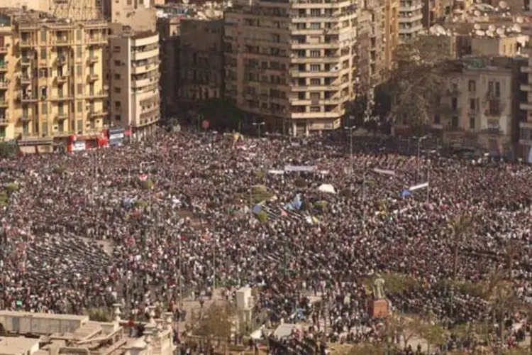 A praça Tahrir, no Cairo, vêm sendo o centro dos protestos contra Mubarak (Peter Macdiarmid/Getty Images)