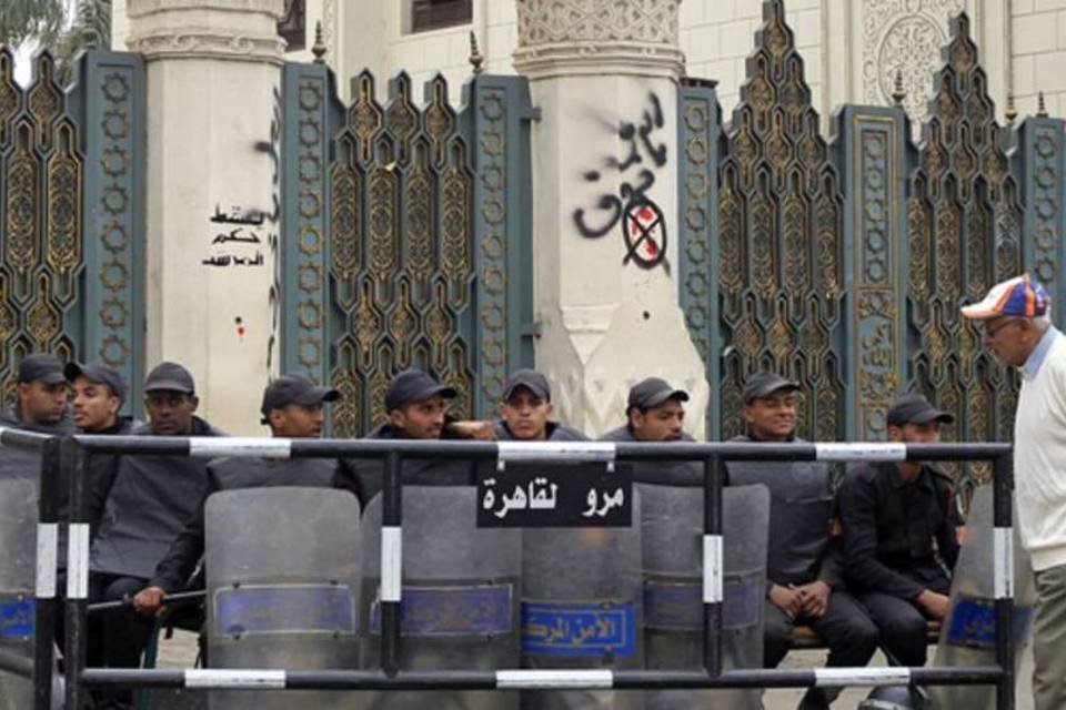 Líder islâmico pede 'contenção' a todos os egípcios