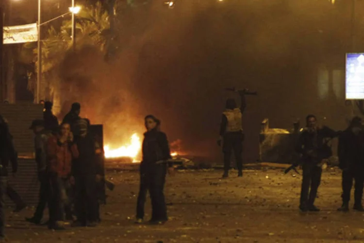 
	Manifesta&ccedil;&otilde;es em Port Said: pelo menos 32 suspeitos de terem instigado os dist&uacute;rbios de ontem na capital foram detidos
 (Amr Abdallah Dalsh/Reuters)