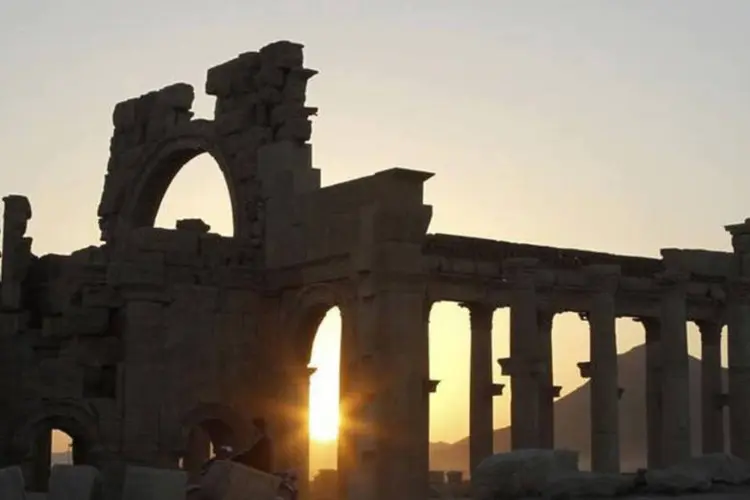 
	Cidade hist&oacute;rica de Palmira: EI, por sua vez, sofreu pelo menos 150 baixas
 (REUTERS/Khaled al-Hariri)