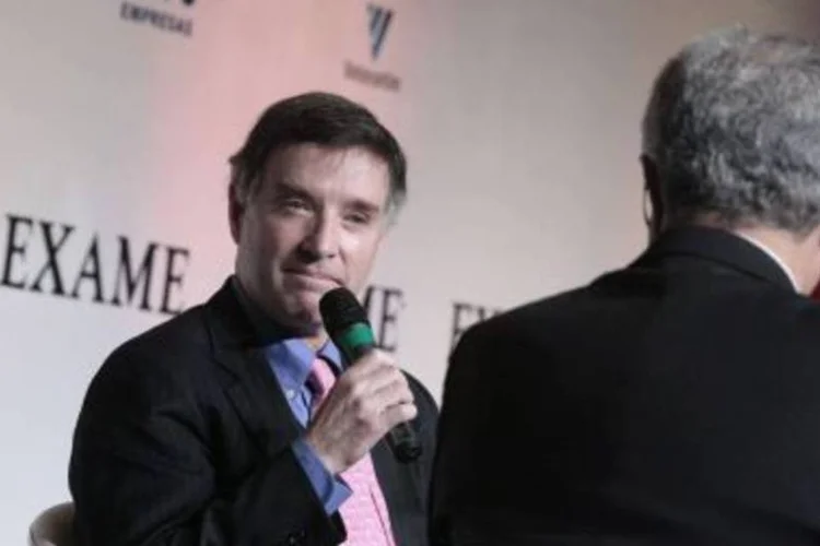 Eike Batista disse que o custo da banda larga no Brasil é muito alto e alertou que algo precisa ser feito (.)