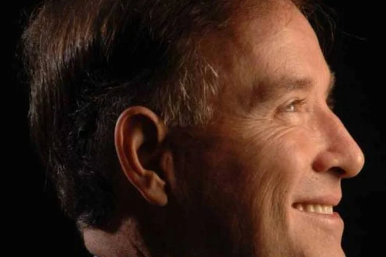 Eike Batista, controlador da OGX: além da brasileira, Exxon e BP colocaram ativos à venda (ANDRE VALENTIM/EXAME)