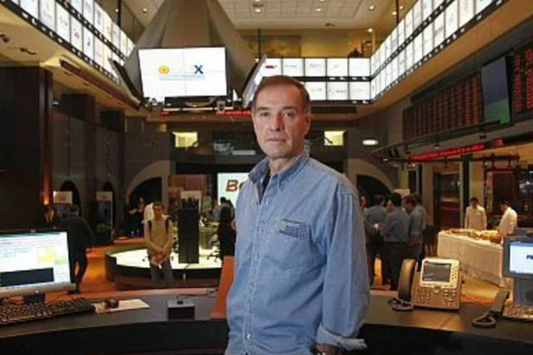 Eike Batista: o navio-plataforma foi fretado à OGX Petróleo e Gás, à taxa diária média de 263 mil dólares, pelo período de 20 anos  (.)