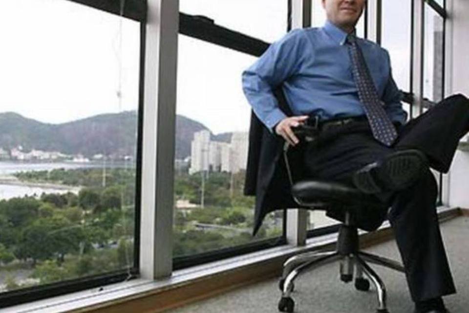 Eike “empobrece” US$ 166 mi após prejuízo de quase R$ 1 bi
