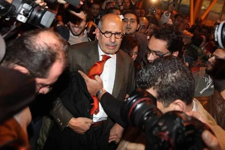 Mohamed ElBaradei voltou ao Egito para participar dos protestos da oposição ao governo (Peter Macdiarmid/Getty Images)