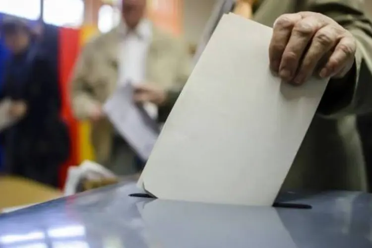 Alemães votam:  taxa final de participação na última eleição geral, de 70,8%, foi a pior da Alemanha pós-guerra (Getty Images)