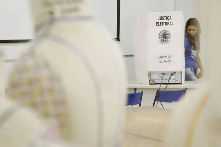 Eleitor votando em Brasília (Marri Nogueira/Agência Senado/Agência Senado)