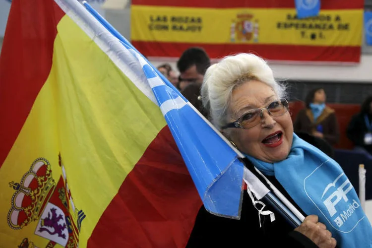 
	Elei&ccedil;&otilde;es: nem o favorito, o conservador Partido Popular (PP) do atual chefe de Governo Mariano Rajoy, conquistaria a maioria absoluta
 (Andrea Comas / Reuters)