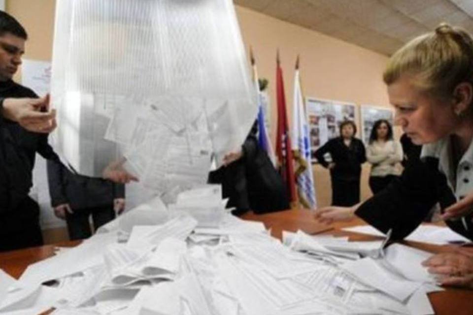Oposição russa impugna resultado de eleições