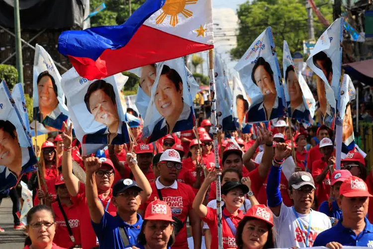 
	Elei&ccedil;&otilde;es: os incidentes violentos durante os per&iacute;odos eleitorais nas Filipinas s&atilde;o frequentes, especialmente nas prov&iacute;ncias onde h&aacute; lutas entre os diferentes cl&atilde;s
 (Romeo Ranoco / Reuters)