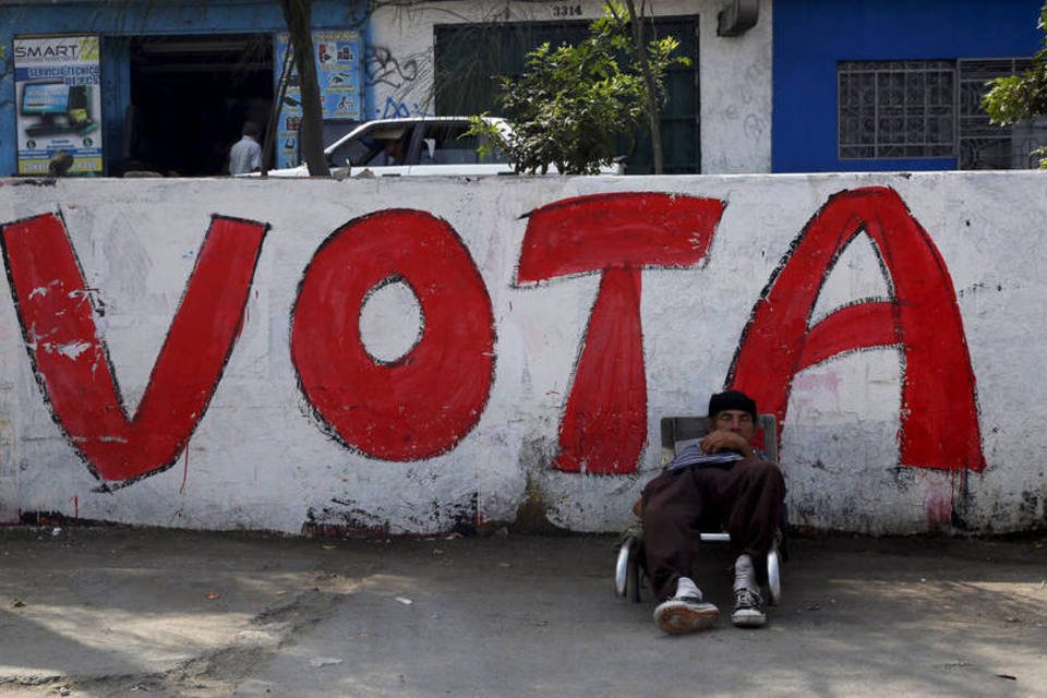 A 10 dias das eleições, Peru não tem candidatos definidos