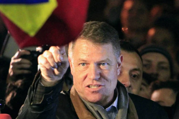 
	Klaus Iohannis, presidente da Rom&ecirc;nia: &quot;Estou triste, comovido, mas tamb&eacute;m revoltado que uma trag&eacute;dia desse tipo tenha acontecido em Bucareste&quot;
 (Radu Sigheti/Reuters)