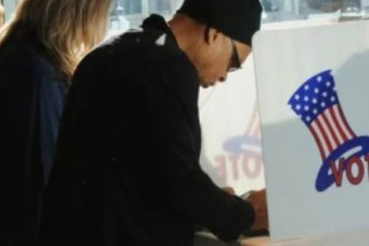 Presidente Obama e Partido Democrata devem enfrentar voto de castigo em eleições (AFP Mark Ralston/EXAME.com)