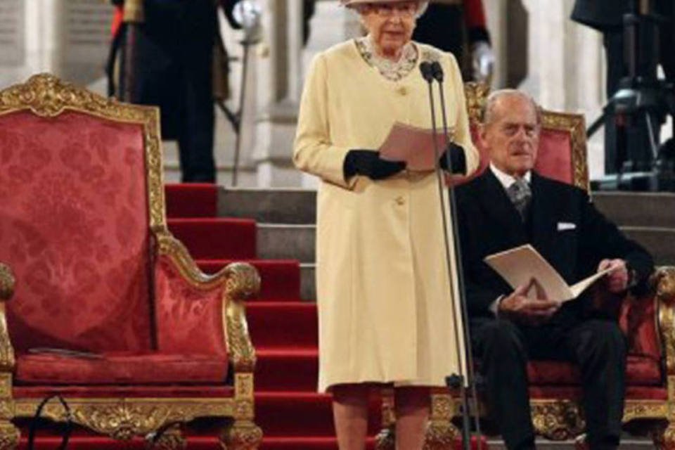 Rainha reitera seu compromisso com o Reino Unido