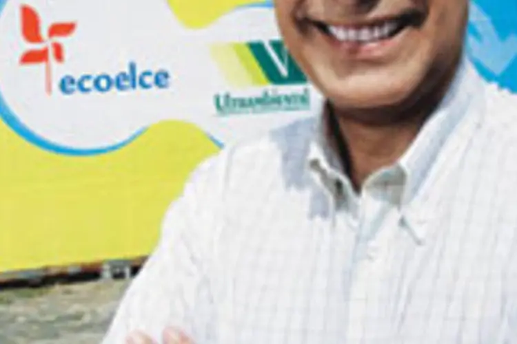 Abel Rochinha, presidente da Coelce: a entrega de 6 000 toneladas de papel, plástico e vidro resultou em 749 000 reais de desconto nas contas de luz dos clientes