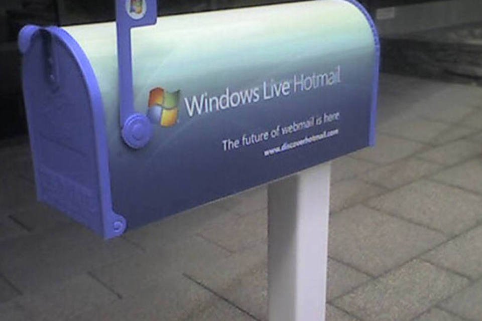 Microsoft recupera Hotmail após falha no acesso