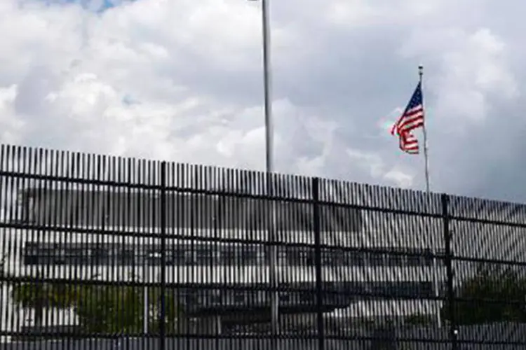 
	A embaixada dos Estados Unidos em Quito: o Equador&nbsp;exigiu a sa&iacute;da de 20 militares e funcion&aacute;rios americanos acreditados na capital do pa&iacute;s
 (Rodrigo Buendia/AFP)