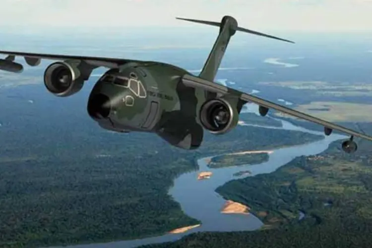 A Embraer está desenvolvendo o KC-390, jato de transporte militar e reabastecimento, sob contrato com a Força Aérea Brasileira (Divulgação/Embraer)