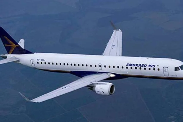 Embraer 195: Empresa estuda remodelar avião para transportar até 130 passageiros e concorrer com Boeing e Airbus (.)