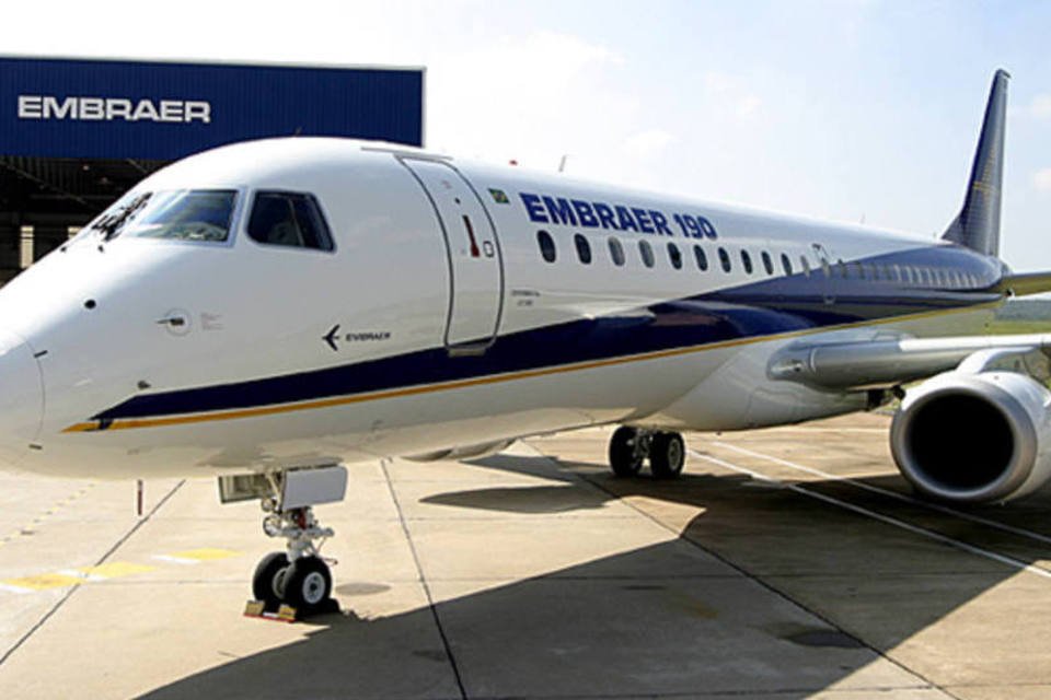Embraer entrega primeira aeronave 190 para a Flynonstop