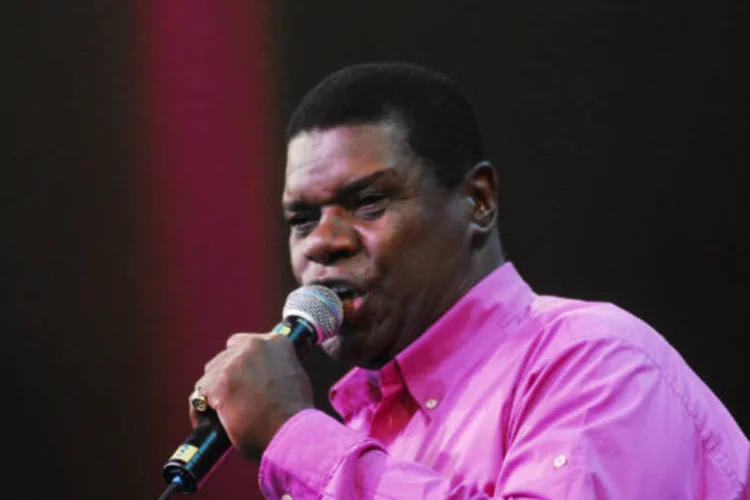 
	Em&iacute;lio Santiago: o &uacute;ltimo disco lan&ccedil;ado pelo cantor foi &quot;S&oacute; dan&ccedil;o samba (ao vivo)&quot;, de 2012
 (MARCOS RIBOLLI)