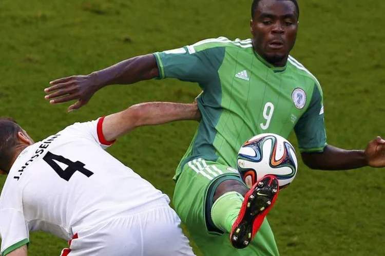 
	Emmanuel Emenike da Nig&eacute;ria na Copa de 2014
 (REUTERS/Amr Abdallah Dalsh)