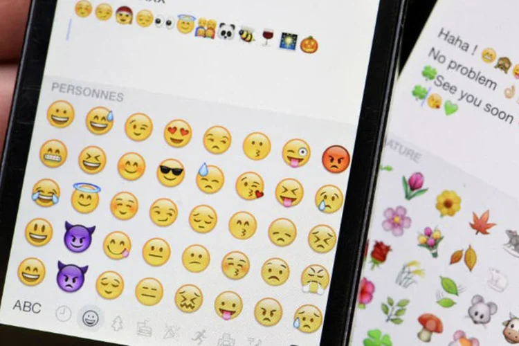 Emoji: "Não se trata de um fenômeno muito grave, mas vemos que alguns sacerdotes estão tentando ser modernos" (Miguel Medina/AFP)