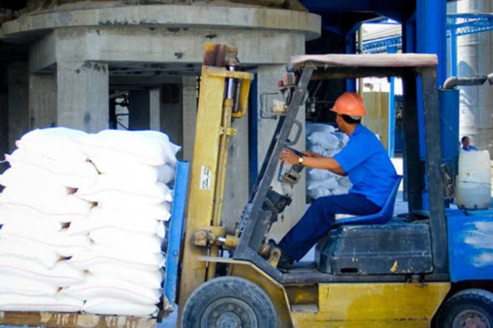 Fabricante alemã de empilhadeiras Kion considera IPO em 2013