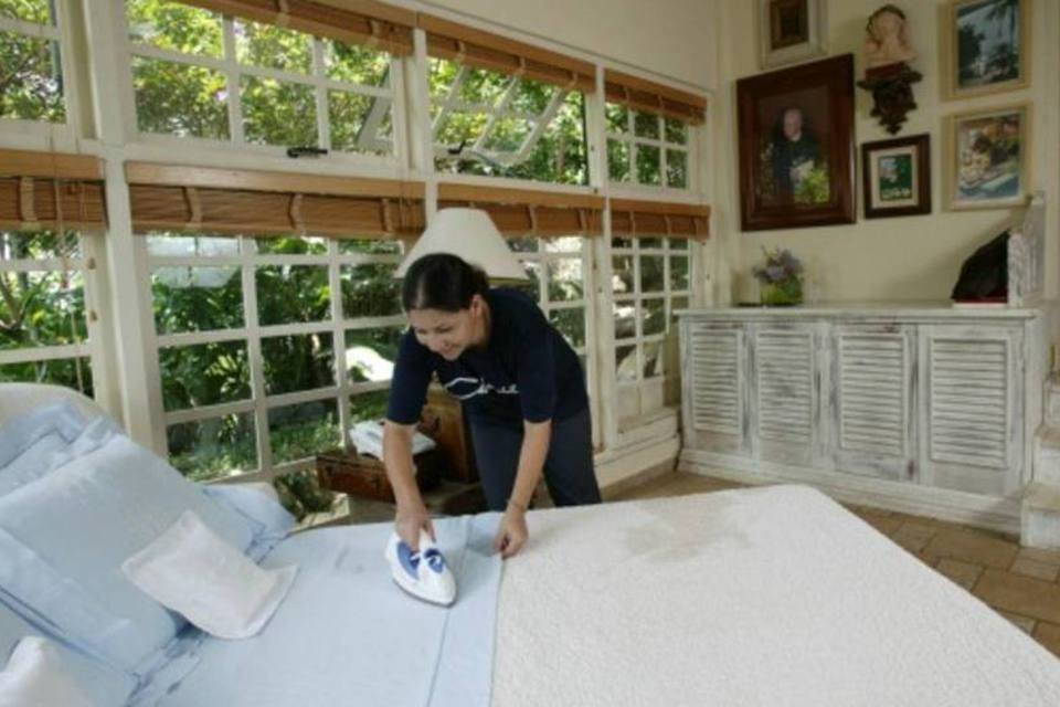Trabalhadoras domésticas têm empregada em casa