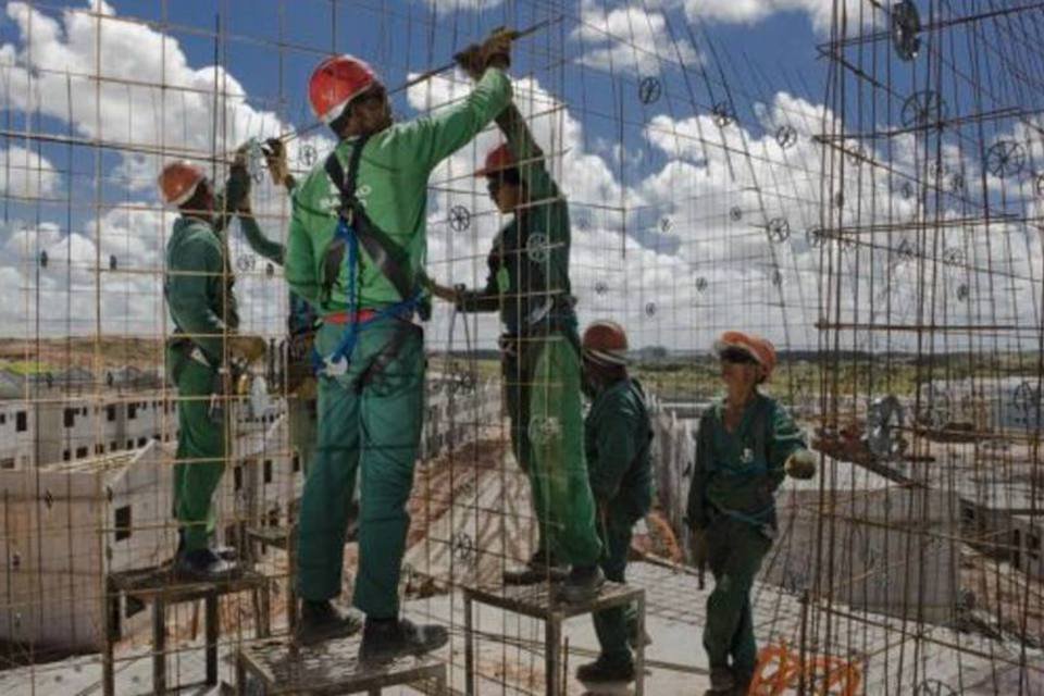 Queda recorde do desemprego pressiona a inflação