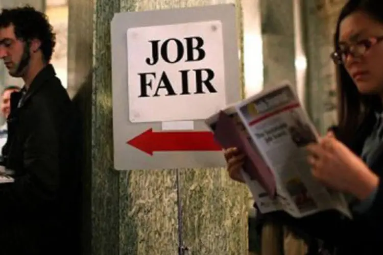 Fila de desempregados nos EUA: a economia americana somou 200 mil empregos no mês passado (Justin Sullivan/Getty Images/AFP)