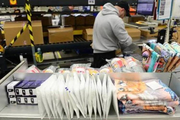 Eurostat estima que 18,129 milhões de pessoas estavam desempregadas em dezembro na zona do euro (John Macdougall/AFP)