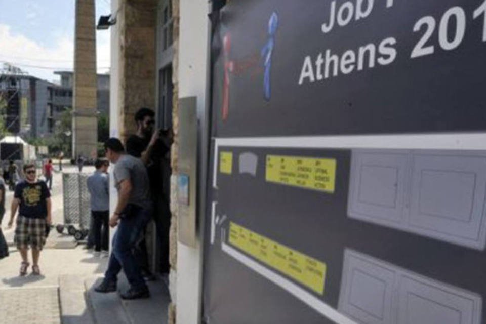 Desemprego na Grécia alcança 22,5% em abril