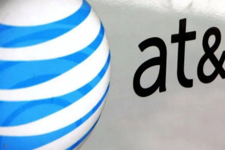 
	AT&amp;T: receita da empresa, por outro lado, avan&ccedil;ou 1,4%, para US$ 33,02 bilh&otilde;es
 (Tim Boyle/Getty Images)