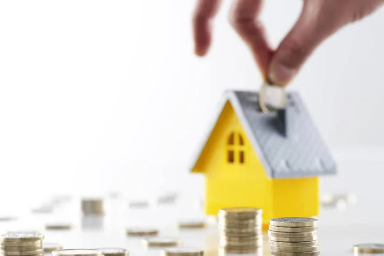 
	Dinheiro colocado na casa: Linhas de financiamento para melhorias no im&oacute;vel oferecem taxas de juros que variam de 1% a 3,17% ao m&ecirc;s
 (gerenme/Thinkstock)